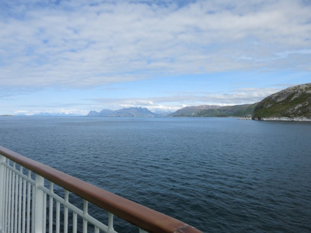 Hurtigruten_2015-06-20_15-20